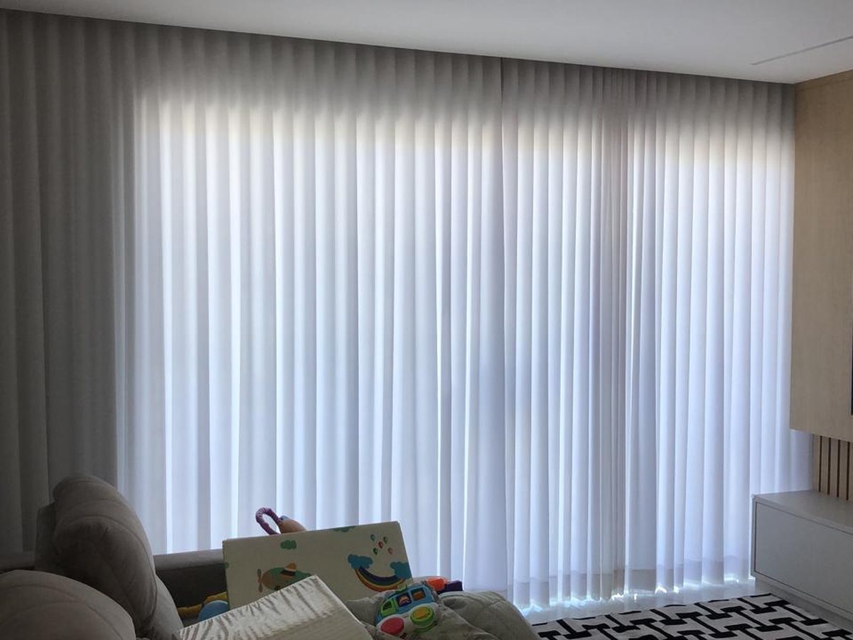 Cortina sob medida instalada pela Cia da Cortina